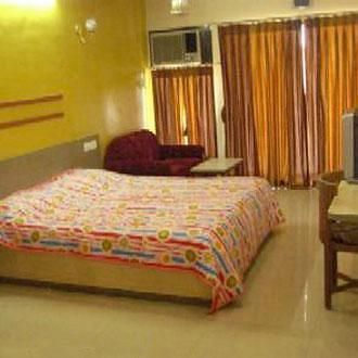 Hotel Woodland Regency Silvassa Zewnętrze zdjęcie